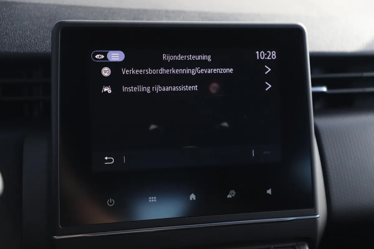1.6 E-Tech Hybrid 140 Business Zen Automaat Navigatie Achteruitrijcamera Clima Cruise Control Rijstrooksensor Parkeersensor