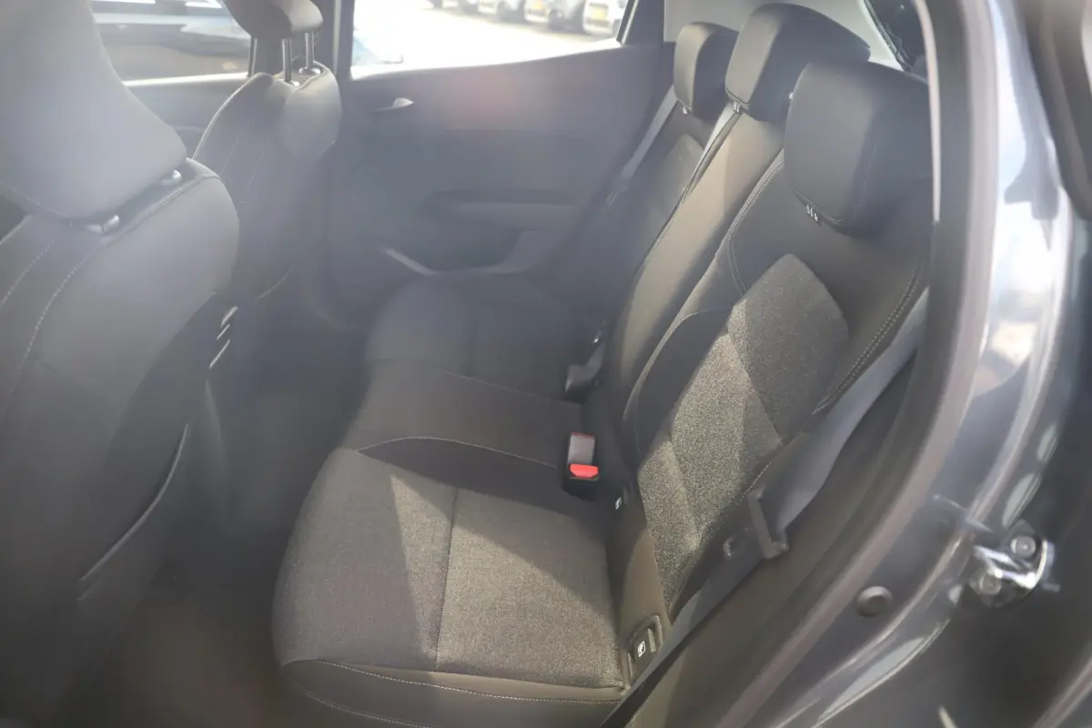 1.6 E-Tech Hybrid 140 Business Zen Automaat Navigatie Achteruitrijcamera Clima Cruise Control Rijstrooksensor Parkeersensor