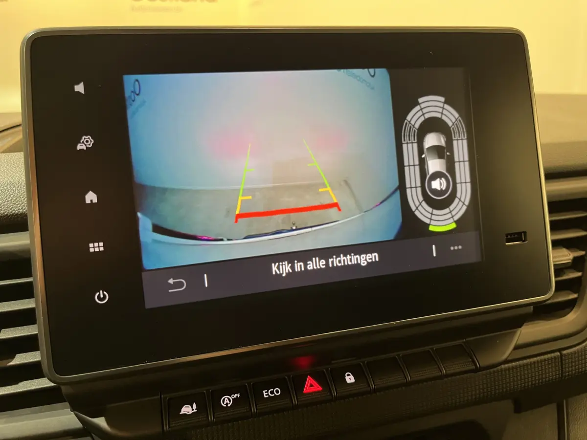 2.0 dCi 130 PK L2H1 / Euro 6 / Schuifdeur L + R / LED / Airco / Cruise Control / Camera / Trekhaak / CarPlay / 3-Zits / 69.000 KM !!