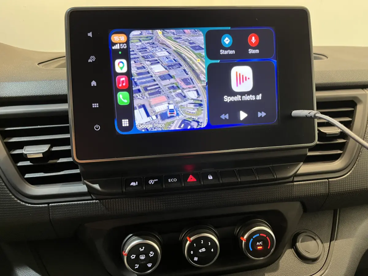 2.0 dCi 130 PK L2H1 / Euro 6 / Schuifdeur L + R / LED / Airco / Cruise Control / Camera / Trekhaak / CarPlay / 3-Zits / 69.000 KM !!