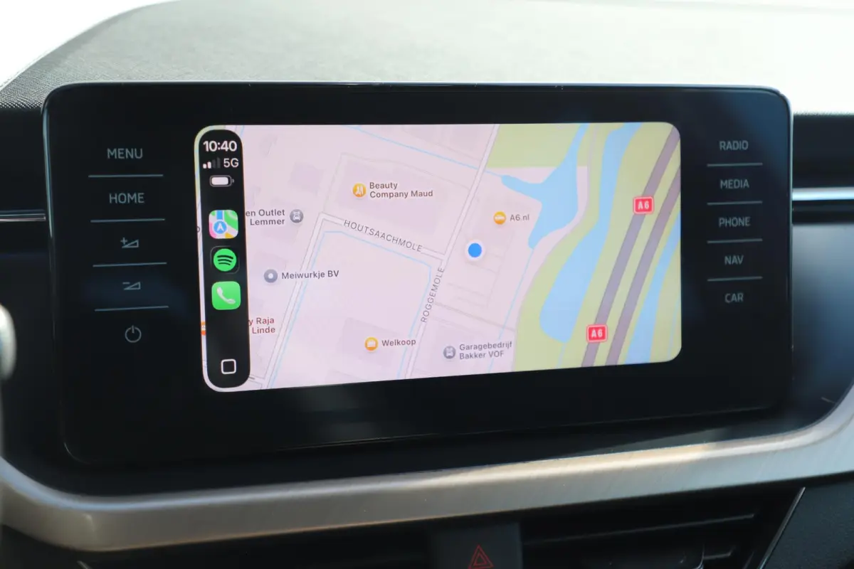 1.0 TSI Business Edition Automaat 18 inch LMV Virtual Cockpit Half Leder Navigatie Achteruitrijcamera Carplay Android Parkeersensor