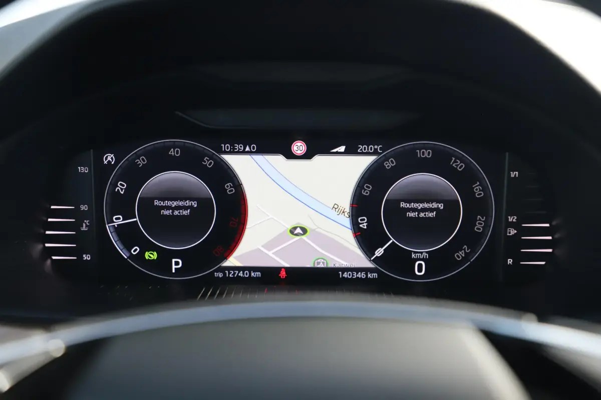 1.0 TSI Business Edition Automaat 18 inch LMV Virtual Cockpit Half Leder Navigatie Achteruitrijcamera Carplay Android Parkeersensor