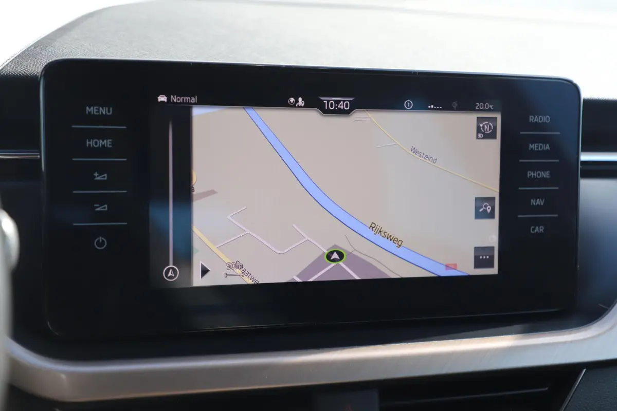 1.0 TSI Business Edition Automaat 18 inch LMV Virtual Cockpit Half Leder Navigatie Achteruitrijcamera Carplay Android Parkeersensor