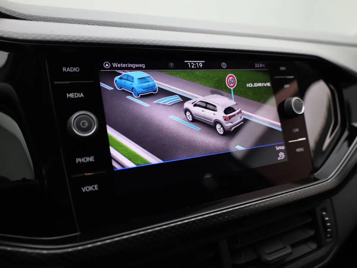 1.0 TSI Life | Apple Carplay / Android Auto | Climate Control | Lichtmetalen Velgen | Cruise Control |