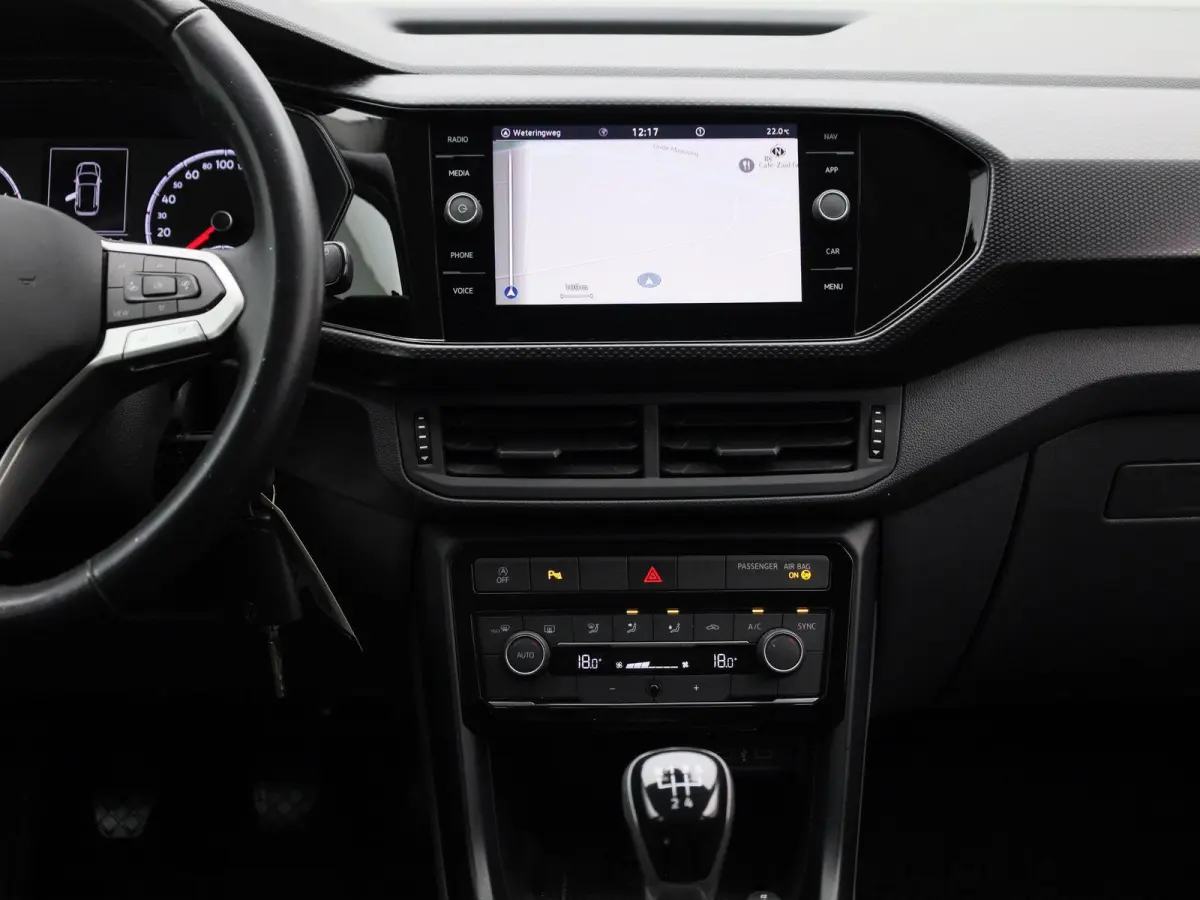 1.0 TSI Life | Apple Carplay / Android Auto | Climate Control | Lichtmetalen Velgen | Cruise Control |