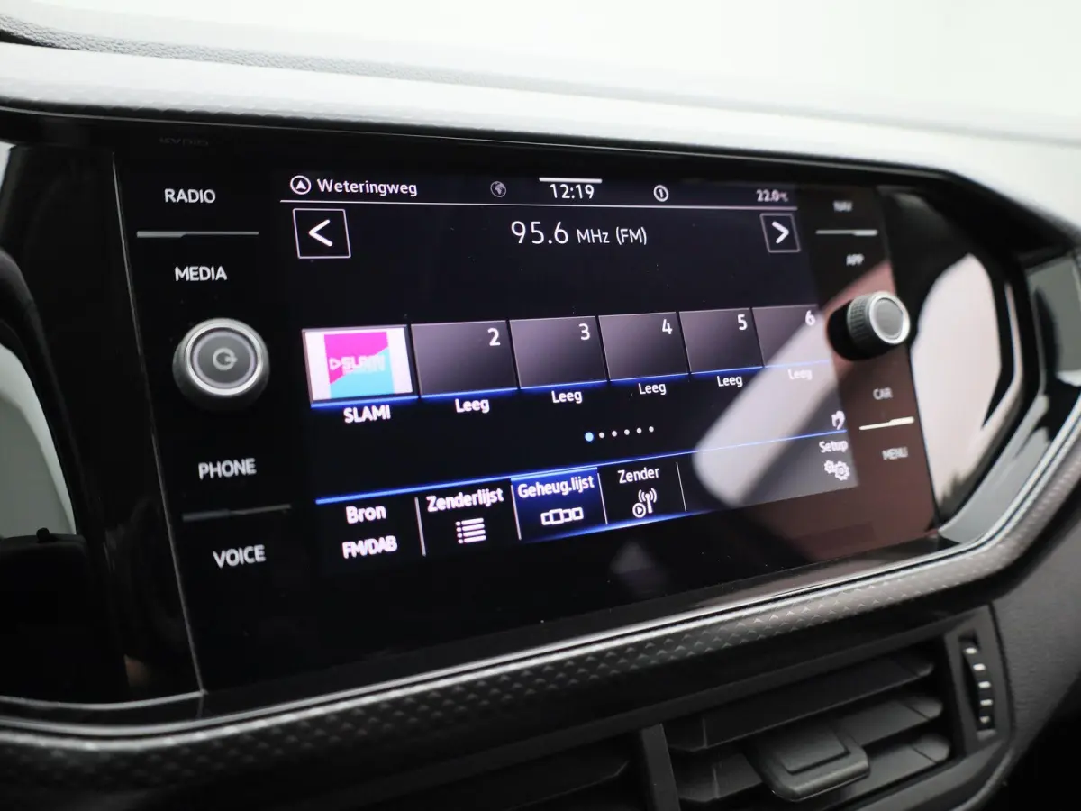 1.0 TSI Life | Apple Carplay / Android Auto | Climate Control | Lichtmetalen Velgen | Cruise Control |