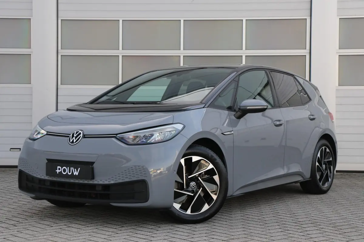 204pk Pro Edition Advantage 58 kWh | SoH 95% | Navigatie | Stoelverwarming | Achteruitrijcamera | App Connect