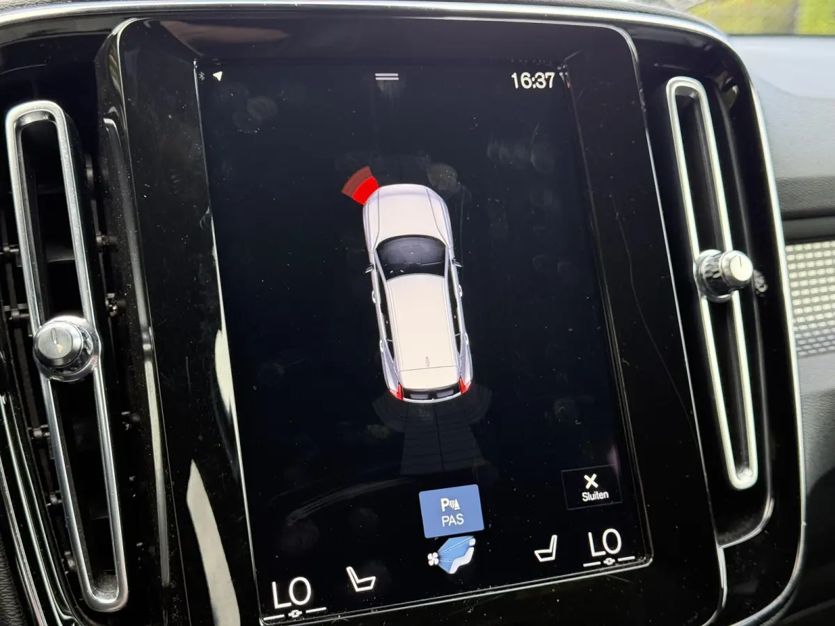 B4 R-Design | Elec.Stoelen | Apple car Play | Stoelverwaring | Aut.