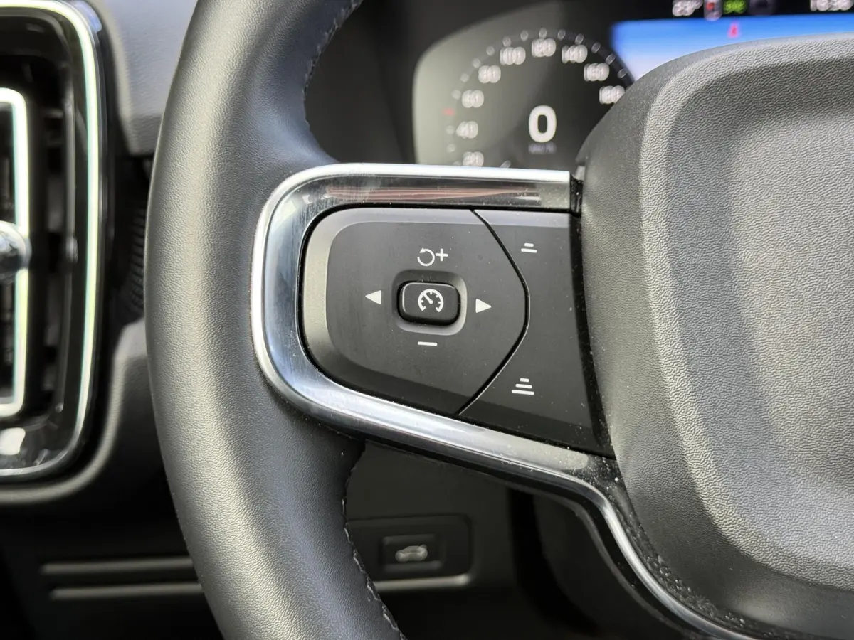 B4 R-Design | Elec.Stoelen | Apple car Play | Stoelverwaring | Aut.