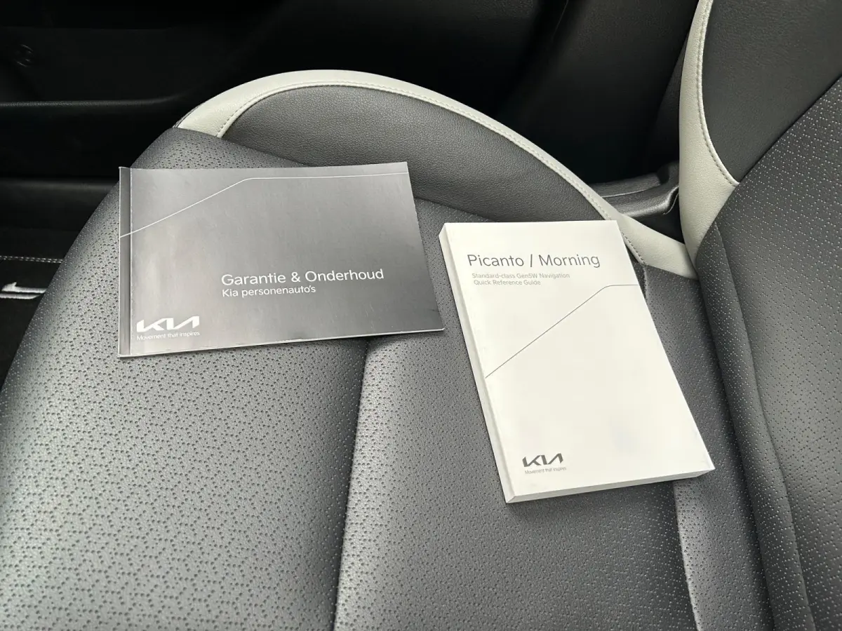 1.0 DPI GT-Line Automaat | Apple Carplay / Android Auto | Navigatiesysteem | Stoel + Stuurverwarming | Elektrisch Bedienbaar Schuif / Kanteldak | Parkeersensoren + Camera Achter | Cruise Con