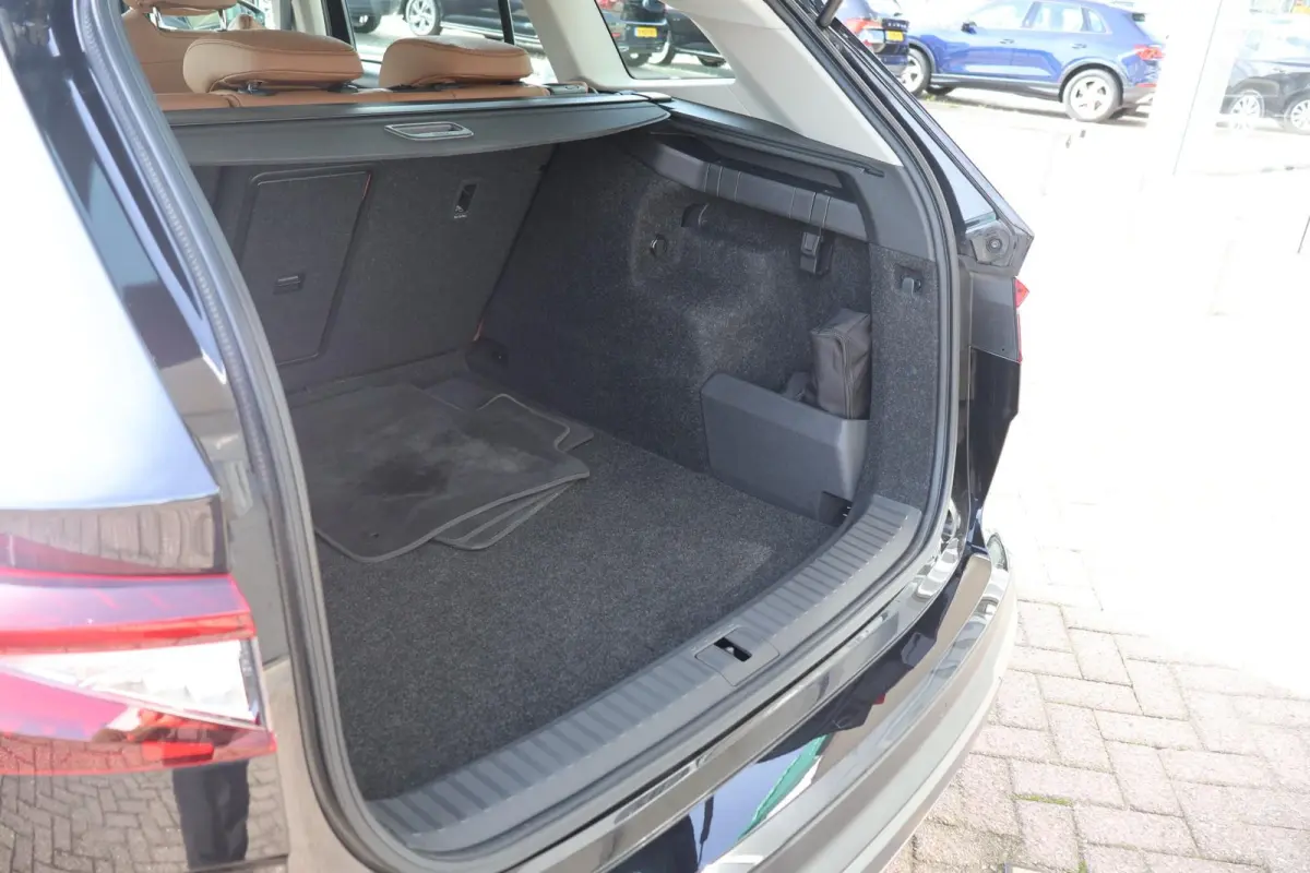 60 180pk | SoH 93% | Navigatie | Leder | Camera | PDC | Carplay