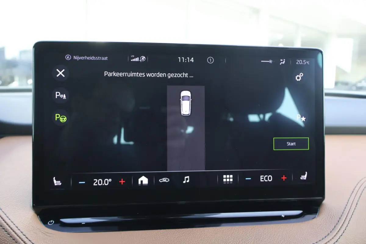 60 180pk | SoH 93% | Navigatie | Leder | Camera | PDC | Carplay
