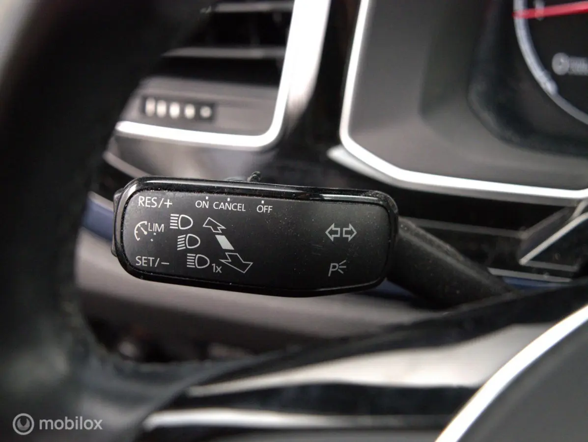 1.0 TSI Comfortline|Carplay|Navigatie|Airco