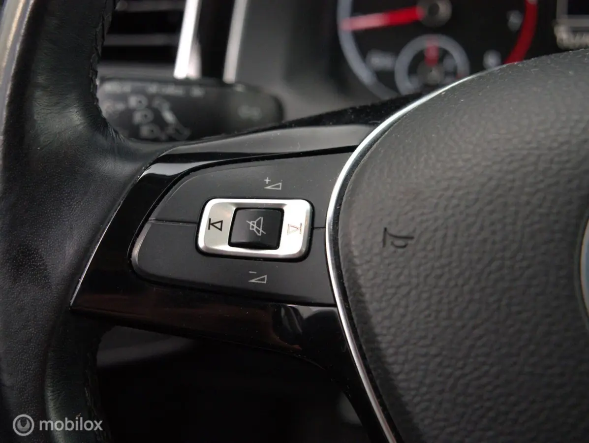1.0 TSI Comfortline|Carplay|Navigatie|Airco