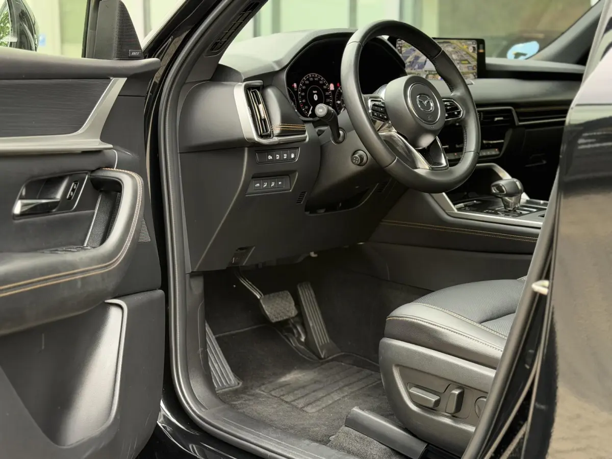 2.5 e-SkyActiv PHEV Homura Plus Black |Pano|Leer|Memory|Ventilatie|Bose|HUD|