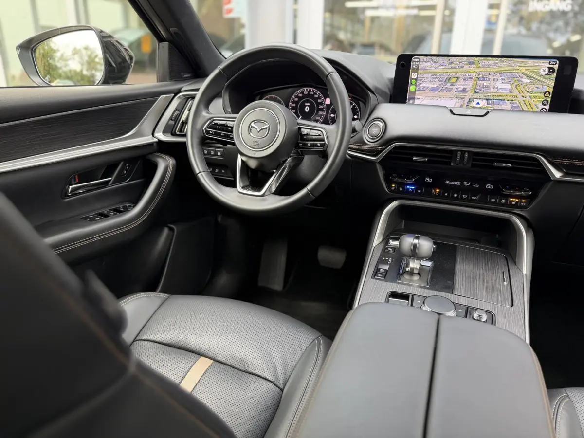 2.5 e-SkyActiv PHEV Homura Plus Black |Pano|Leer|Memory|Ventilatie|Bose|HUD|