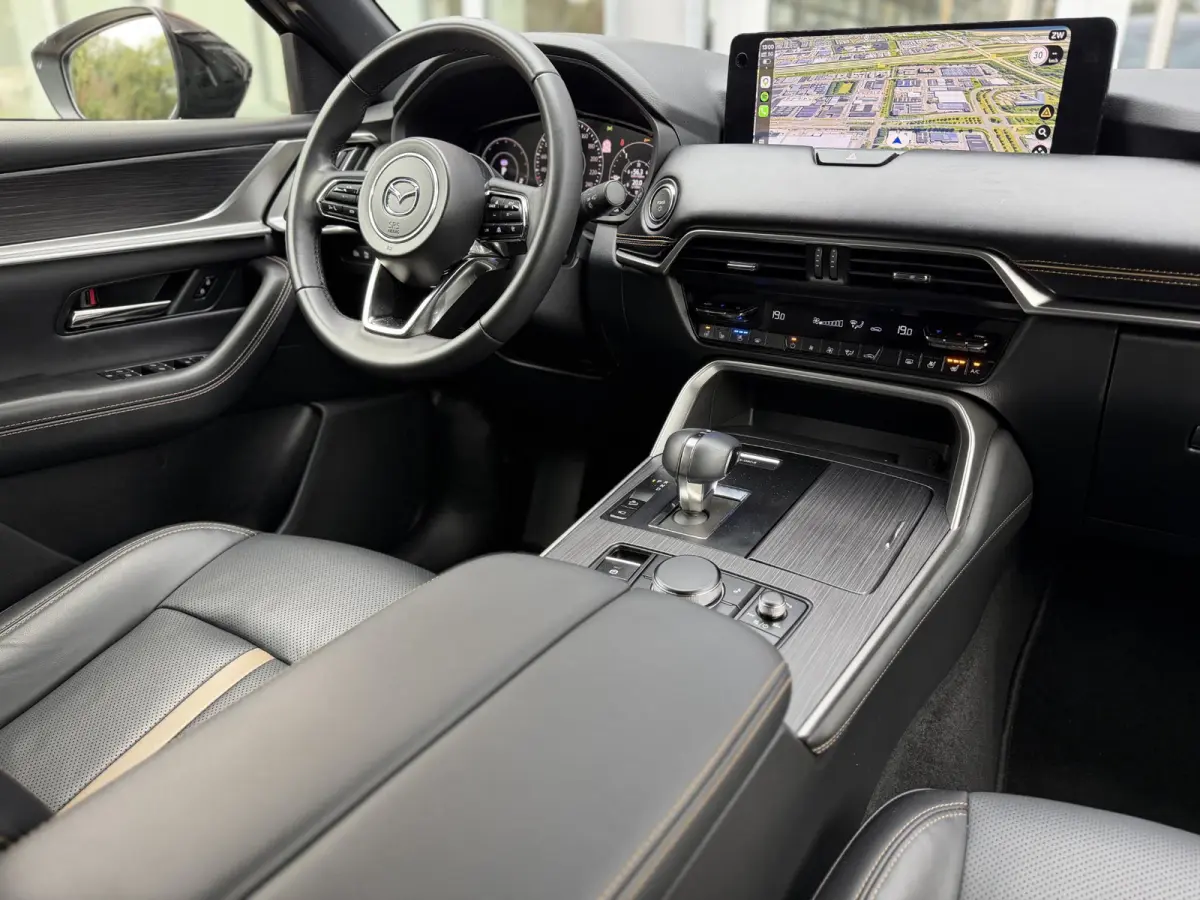 2.5 e-SkyActiv PHEV Homura Plus Black |Pano|Leer|Memory|Ventilatie|Bose|HUD|