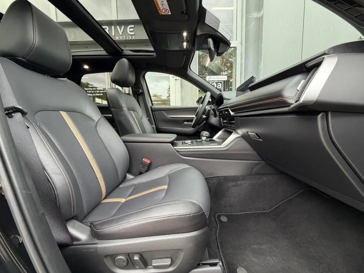 2.5 e-SkyActiv PHEV Homura Plus Black |Pano|Leer|Memory|Ventilatie|Bose|HUD|