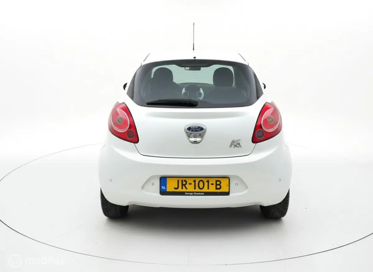 1.2 Titanium 2016 78000KM/AIRCO/PDC/STOELVERWARMING!