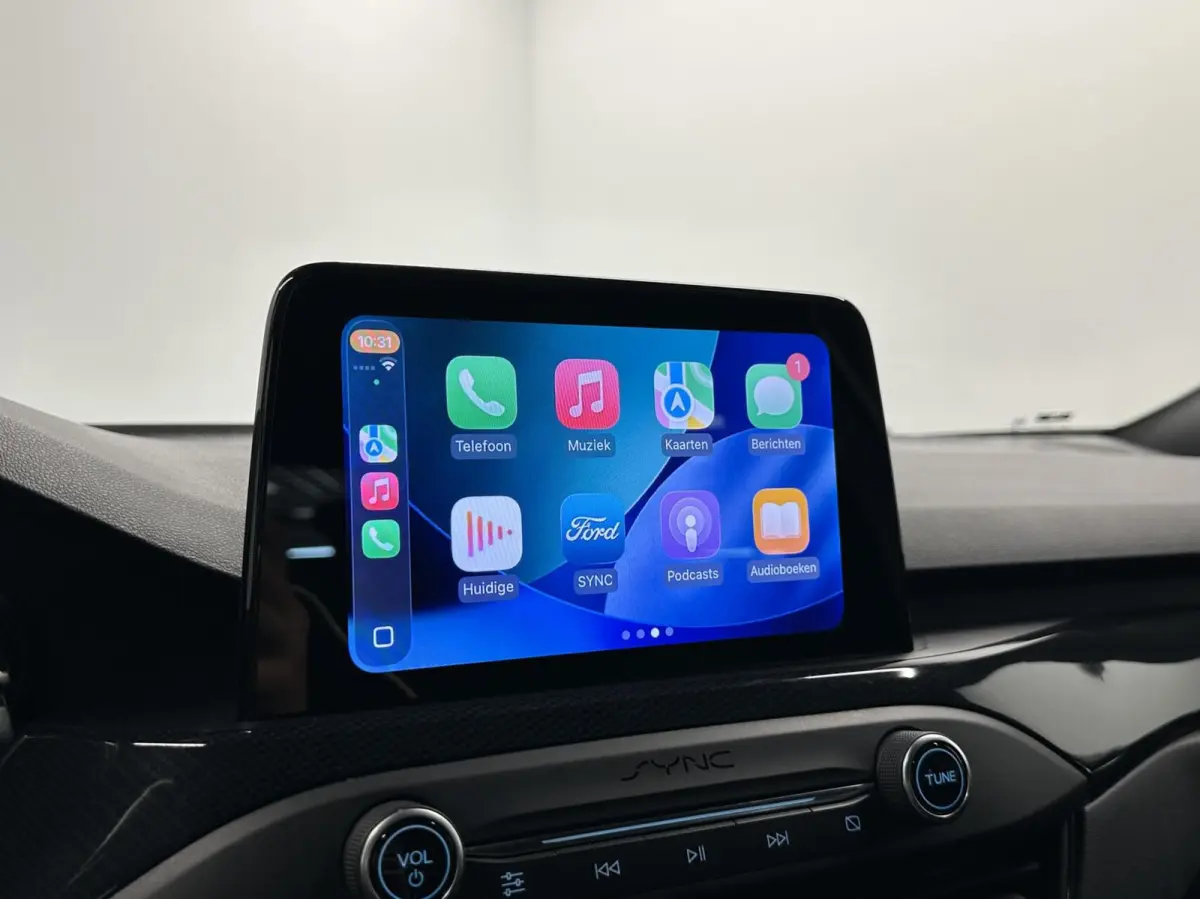 1.0 EcoBoost ST Line Business CARPLAY NAVI CRUISE LM ECC 107000 KM.