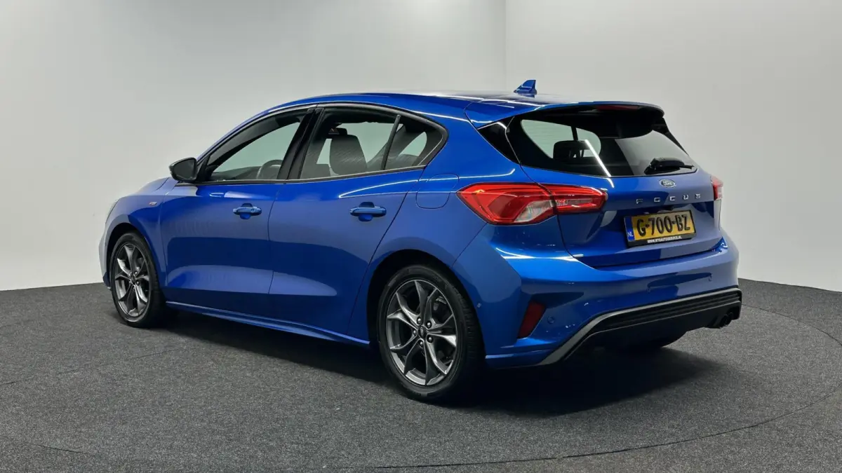 1.0 EcoBoost ST Line Business CARPLAY NAVI CRUISE LM ECC 107000 KM.