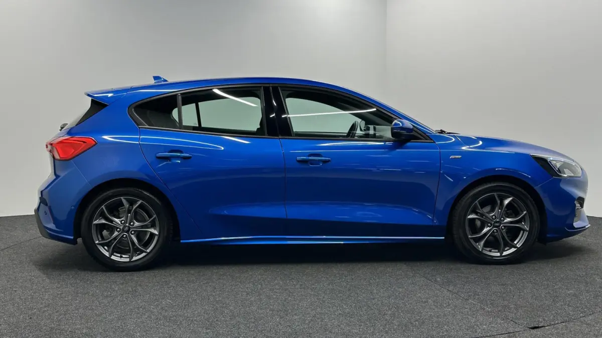 1.0 EcoBoost ST Line Business CARPLAY NAVI CRUISE LM ECC 107000 KM.