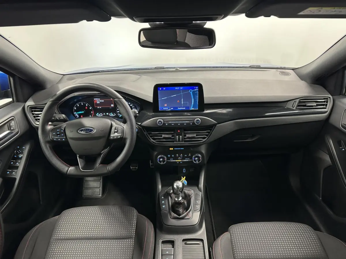 1.0 EcoBoost ST Line Business CARPLAY NAVI CRUISE LM ECC 107000 KM.