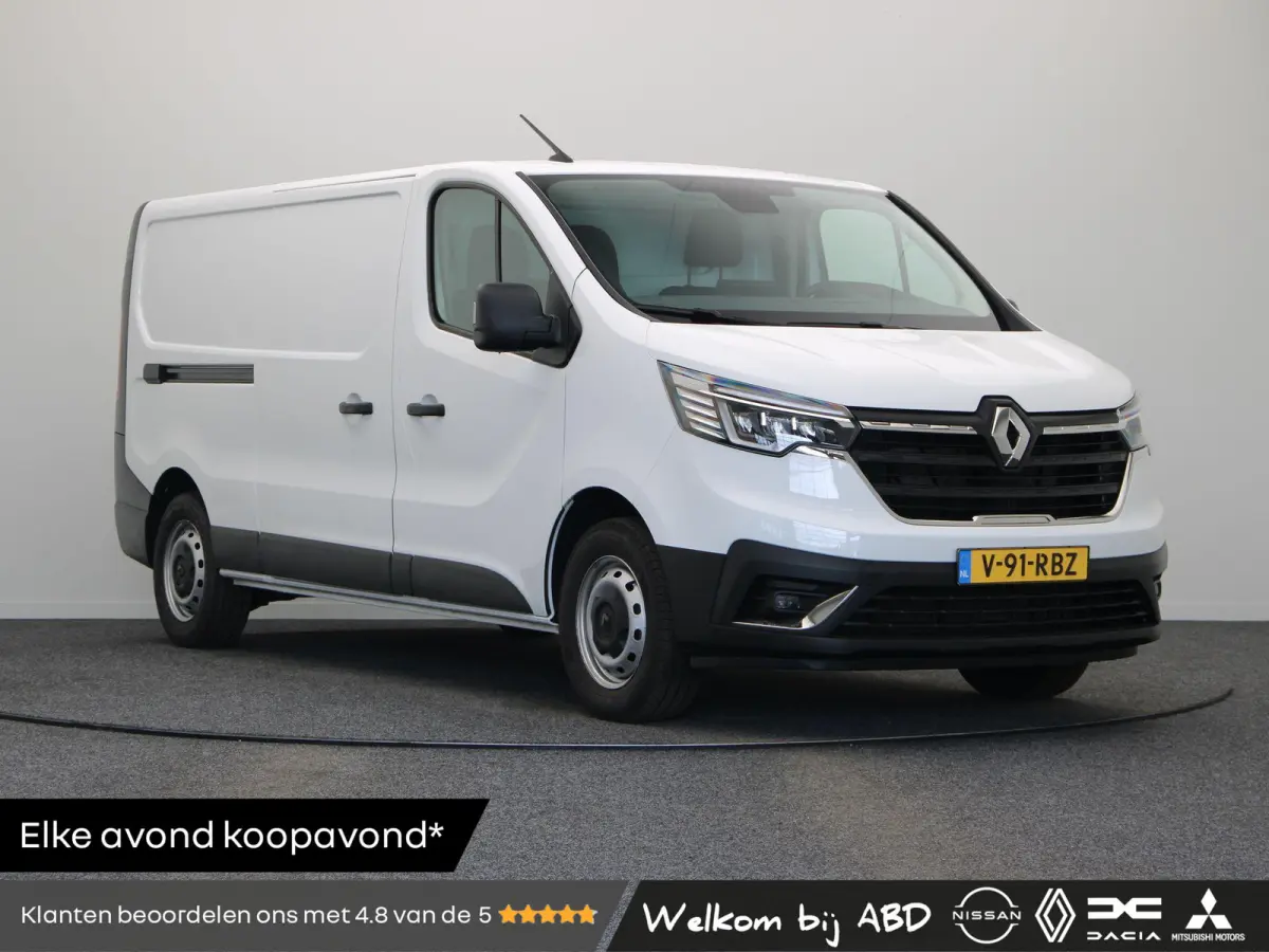 2.0 dCi 110pk T30 L2H1 Comfort | Parkeersensoren | Laadruimtebetimmering | Vierseizoensbanden | Navigatie |