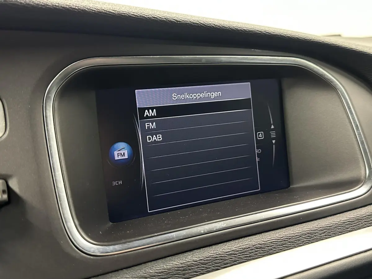 1.5 T3 Polar+ Luxury LEER PANO NAVI TREKHAAK ECC CRUISE LM.