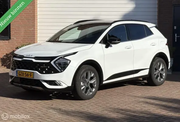 1.6 T-GDi MHEV GT-Line Pano, Leder/stof