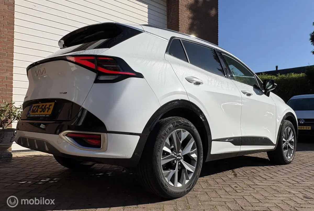 1.6 T-GDi MHEV GT-Line Pano, Leder/stof