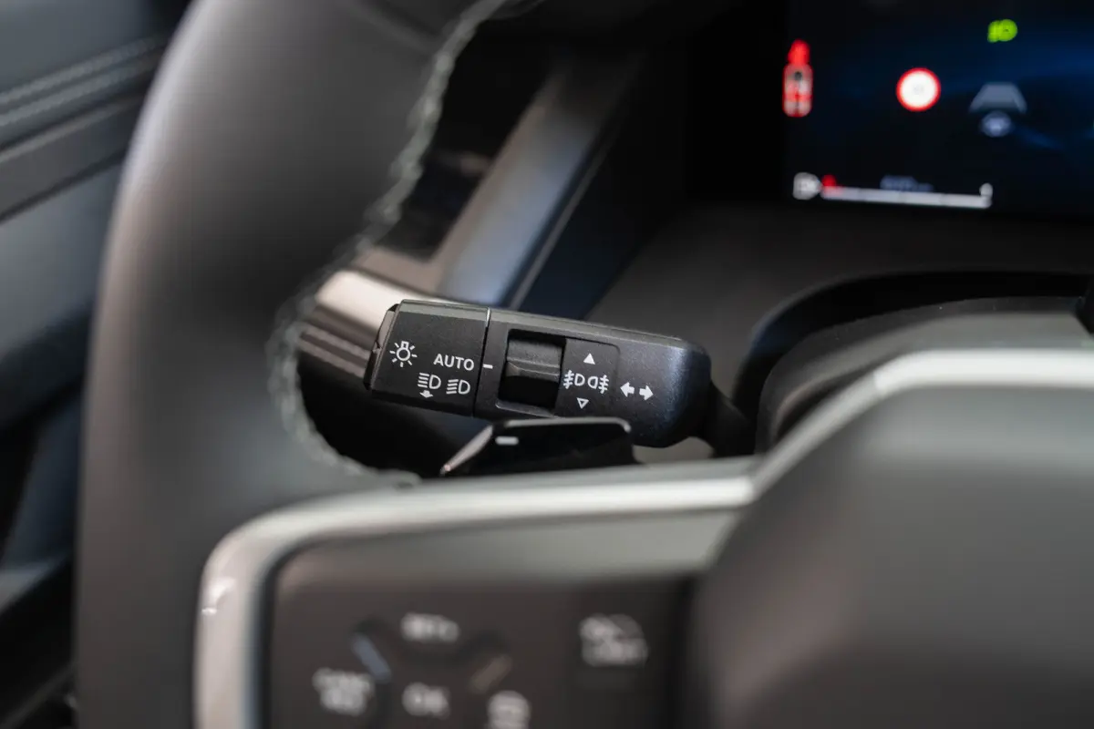 1.6 e-Hybrid Plug-In First Edition | Tot 8 Jaar Garantie | Lederen Bekleding | Schuif-Kanteldak | Camera | Keyless | LED | Stoelverwarming & Massage |
