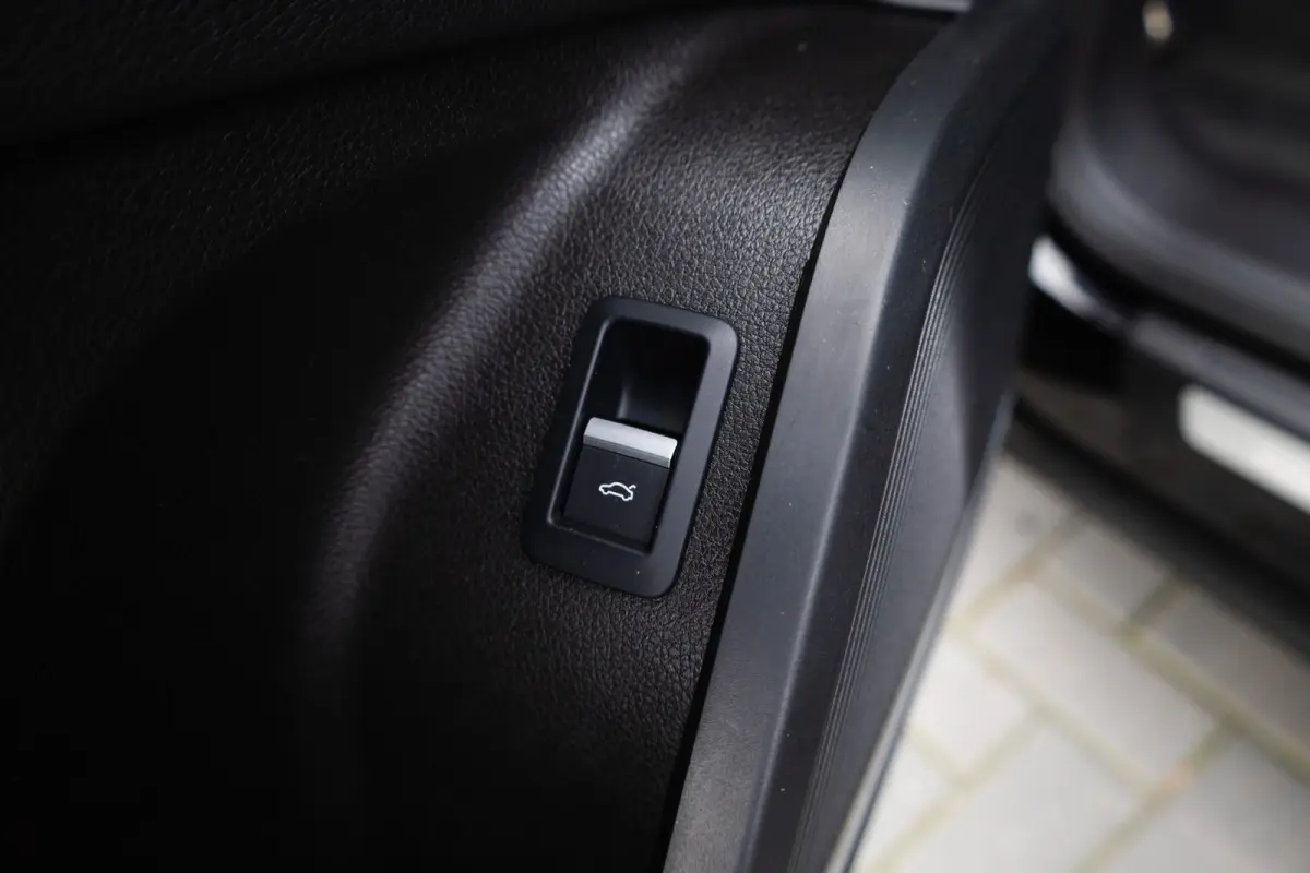 SQ5 3.0 TFSI 354 pk SQ5 Quattro Pro Line Plus S-Line / Carbon/ Pano-Dak/ Keyless/ Head-Up/ Camera/ Adap.Cruise/ B&O-Sound/ Stand-Kachel/ Sport-Stoelen/ Stoel.Verw/ 21'' LMV