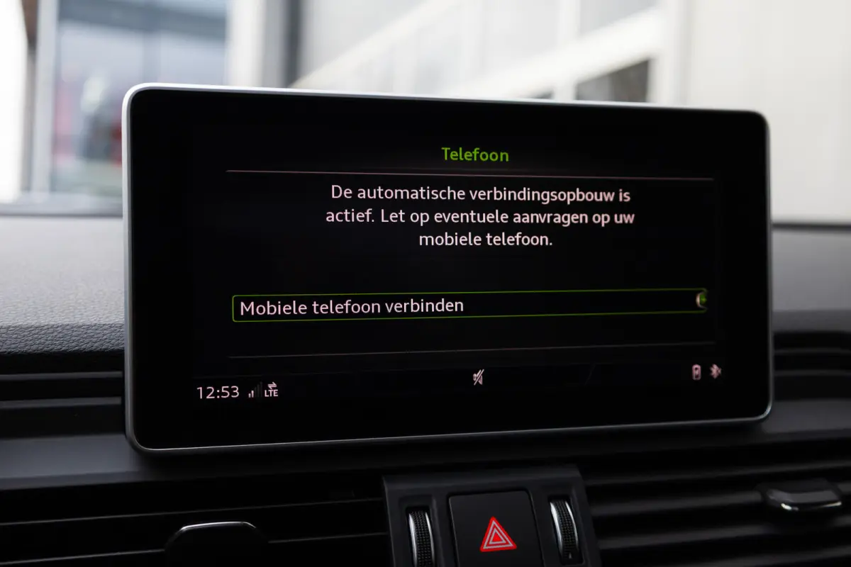 SQ5 3.0 TFSI 354 pk SQ5 Quattro Pro Line Plus S-Line / Carbon/ Pano-Dak/ Keyless/ Head-Up/ Camera/ Adap.Cruise/ B&O-Sound/ Stand-Kachel/ Sport-Stoelen/ Stoel.Verw/ 21'' LMV