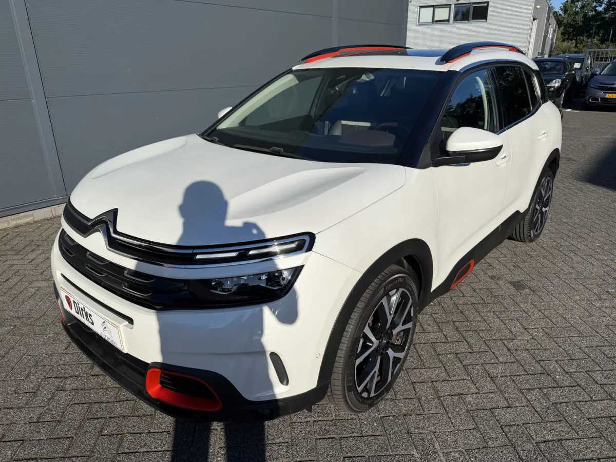 180pk Shine (Elektrisch Schuifdak - Trekhaak - Leder incl verwarming/massage/geheugen - Elektrische klep - LED - Grip Controle - Keyless Entry)