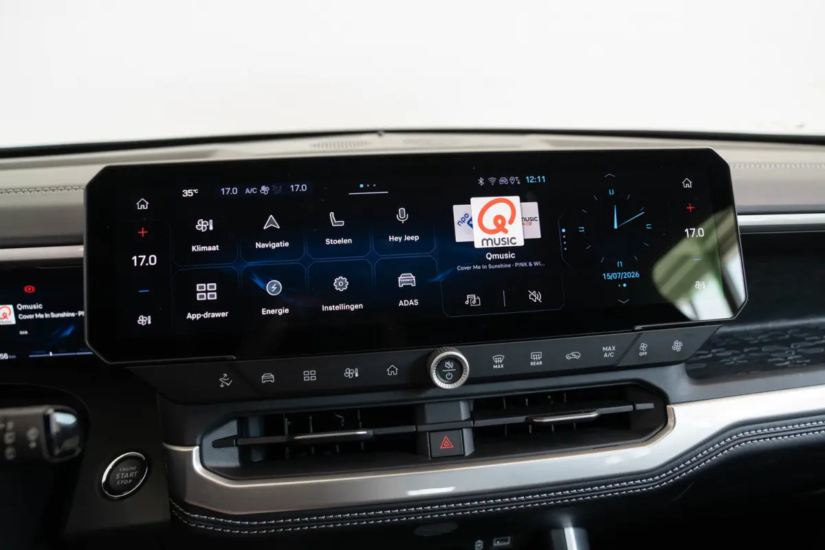 First Edition 74 kWh | Trekhaak | Navigatie | 360gr Camera | Keyless | All-Season Banden | Apple Carplay & Android Auto |