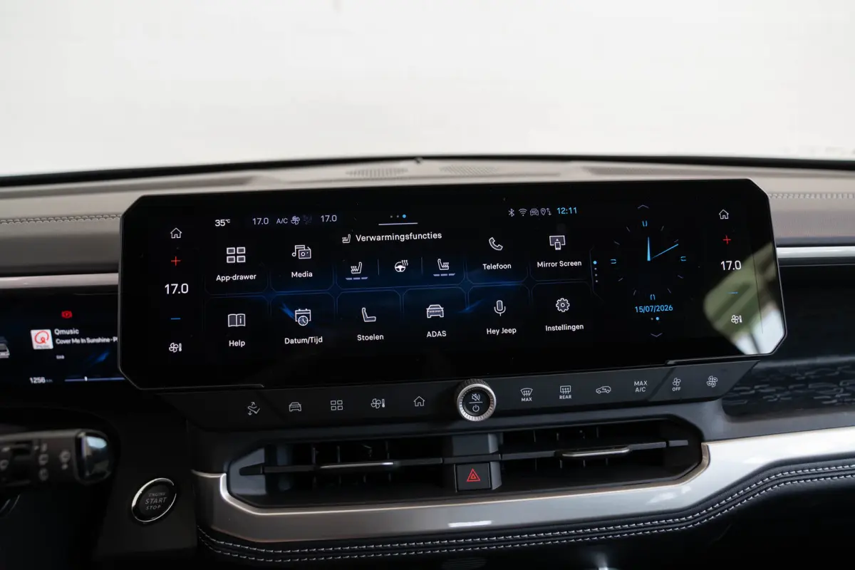 First Edition 74 kWh | Trekhaak | Navigatie | 360gr Camera | Keyless | All-Season Banden | Apple Carplay & Android Auto |