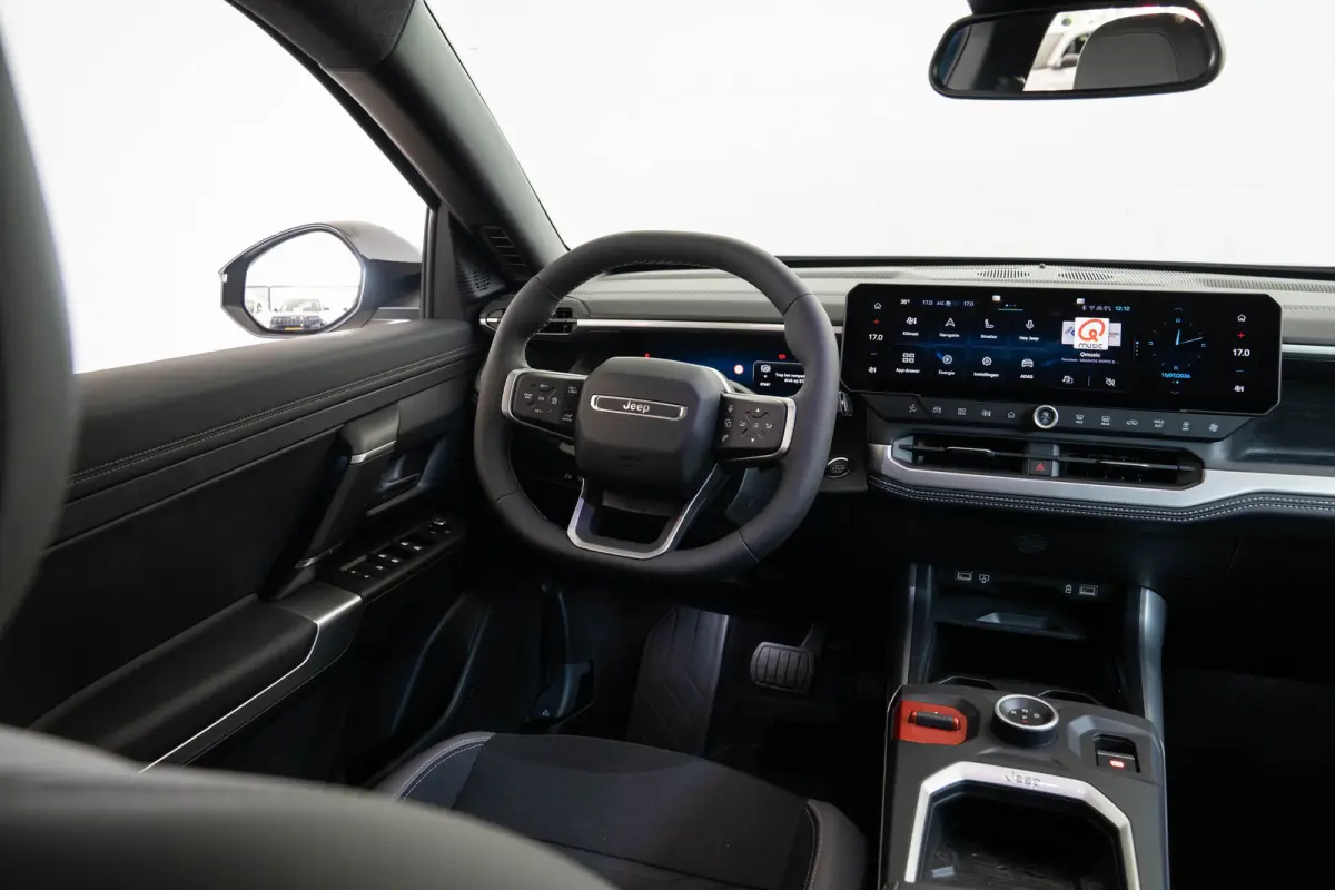 First Edition 74 kWh | Trekhaak | Navigatie | 360gr Camera | Keyless | All-Season Banden | Apple Carplay & Android Auto |