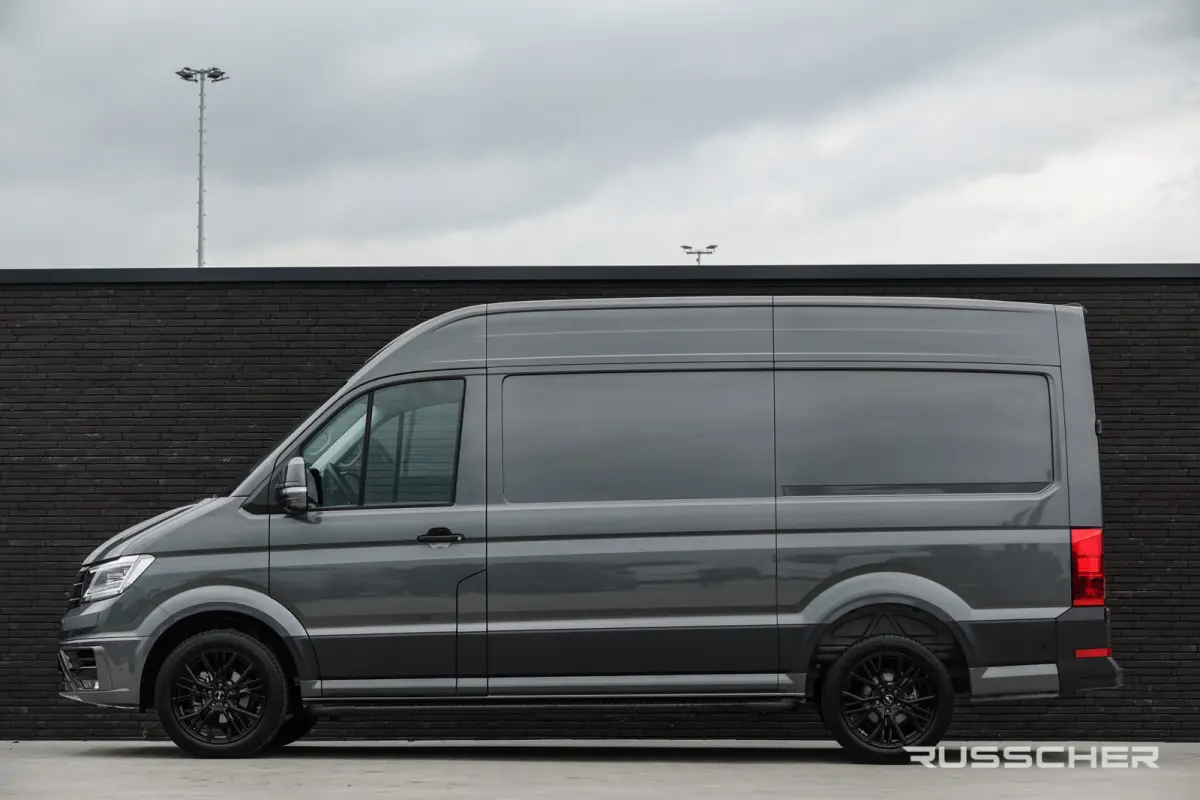 L3H3 | 2.0Tdi 140Pk Aut. | Nieuw Model | Stoel-Stoel | Achteruitrijcamera | LED | 19'' | Indium Grey