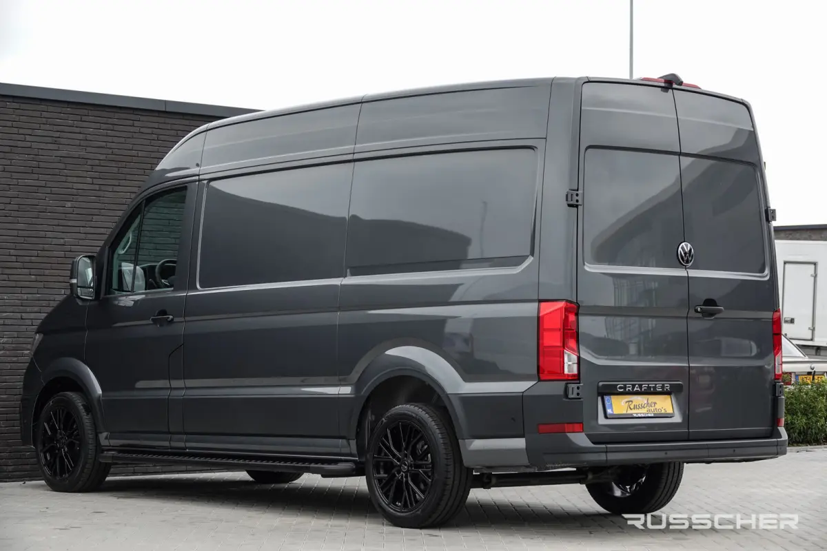 L3H3 | 2.0Tdi 140Pk Aut. | Nieuw Model | Stoel-Stoel | Achteruitrijcamera | LED | 19'' | Indium Grey