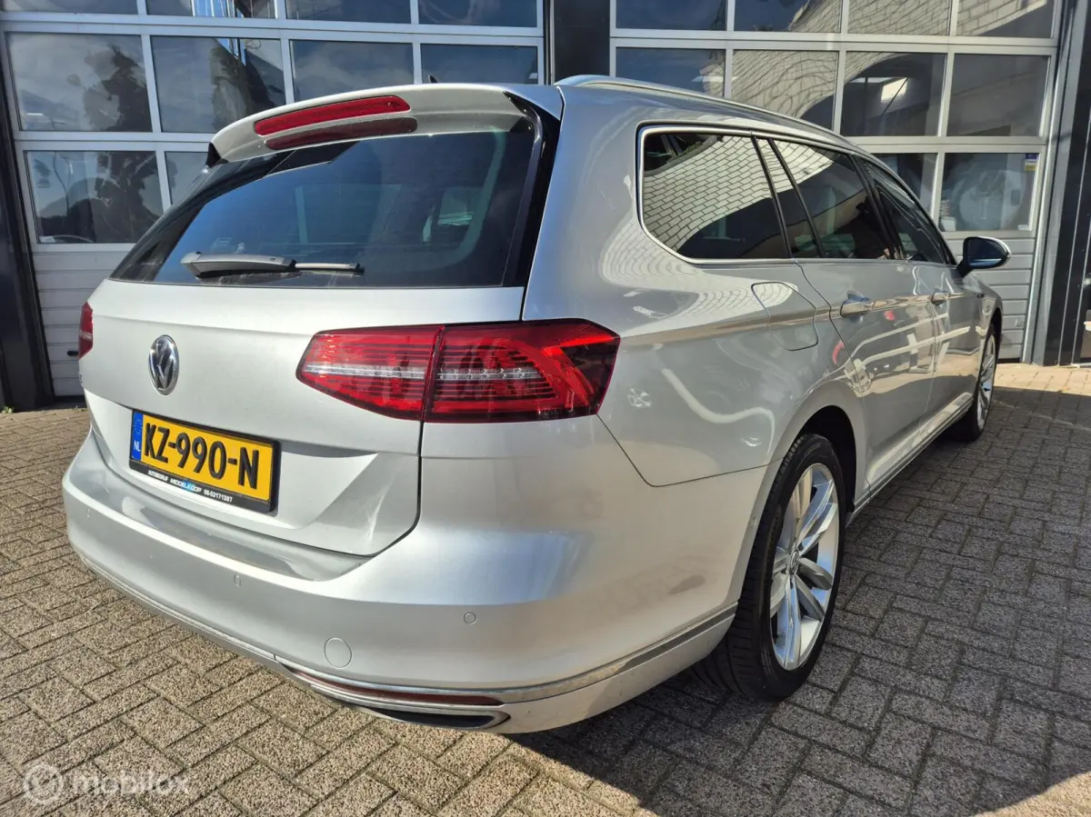 1.4 GTE LEDER 18" DIGITALE COCKPIT