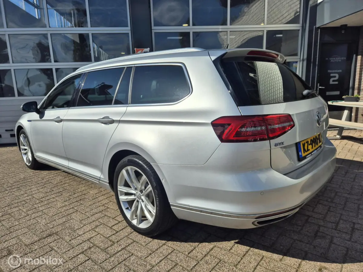 1.4 GTE LEDER 18" DIGITALE COCKPIT