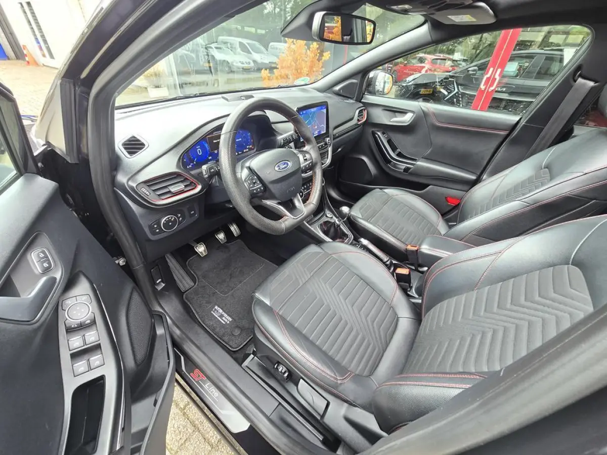 1.0 EcoBoost ST-Line X First Edition 155pk|Clima|Panodak|Leer|Navi|Led|B&O|Winterpack!!!!!
