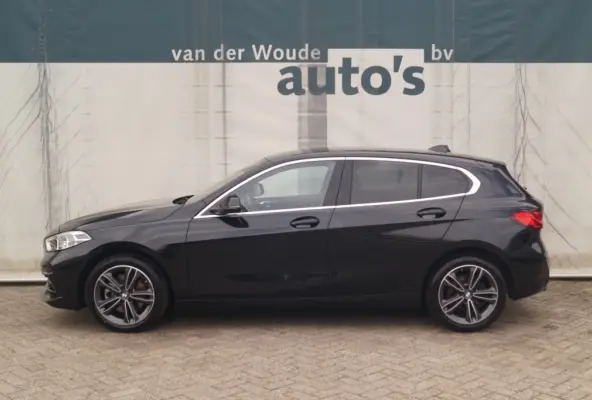118i 136pk Automaat Sportline -NAVI-ECC-CAM-PDC-