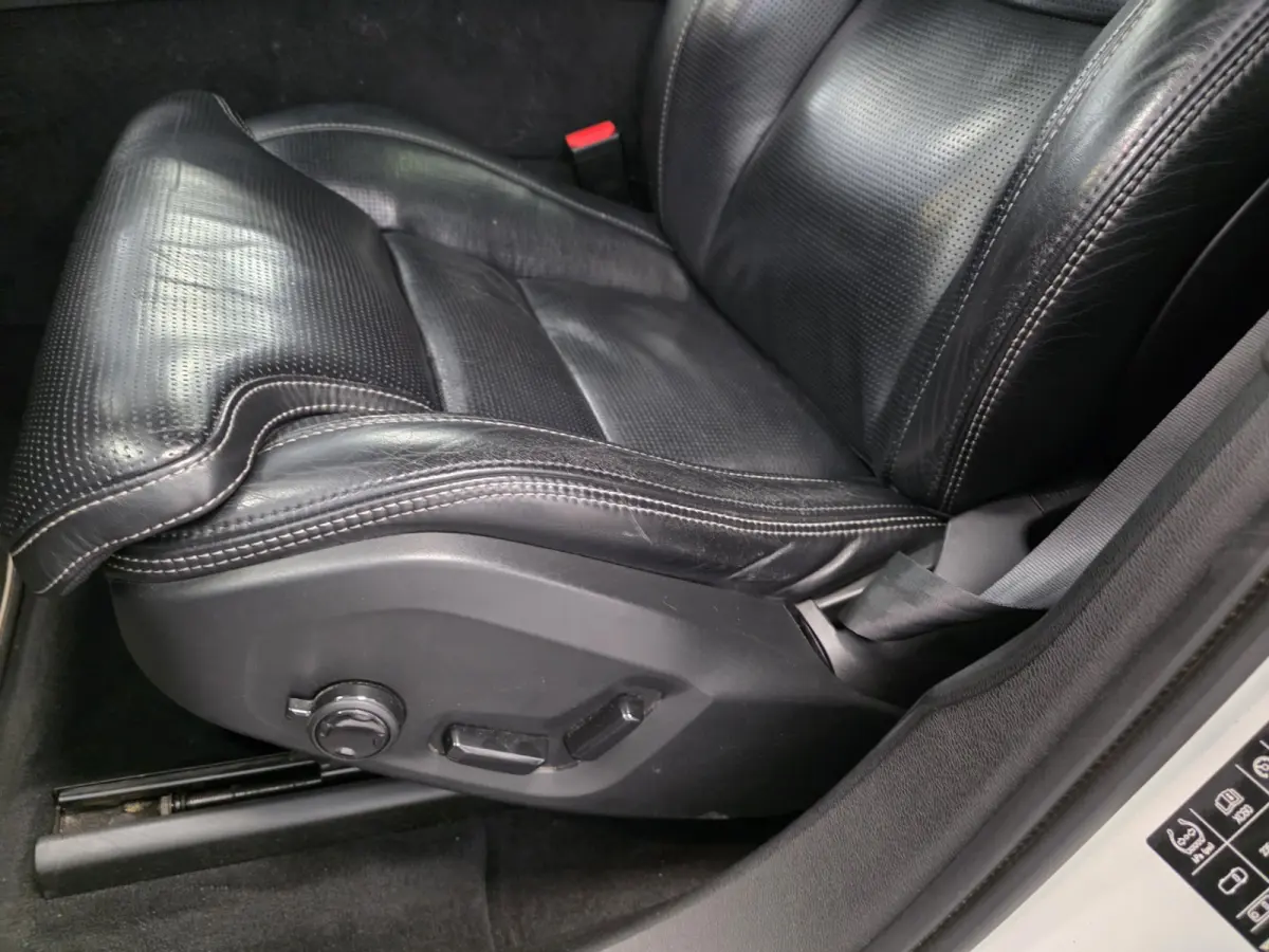 2.0 T8 Twin Engine SOH 84% Inscription Schuif/kanteldak Trekhaak Bowers & Wilkins