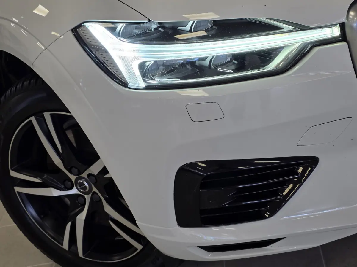 2.0 T8 Twin Engine SOH 84% Inscription Schuif/kanteldak Trekhaak Bowers & Wilkins