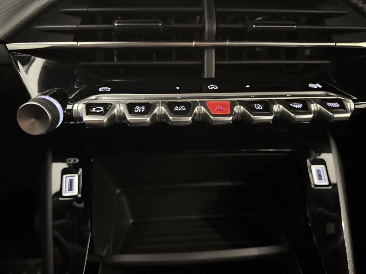 1.2 100 Style | Climate Control | Camera | Navi | Apple Carplay/Android Auto