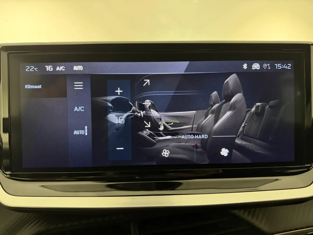 1.2 100 Style | Climate Control | Camera | Navi | Apple Carplay/Android Auto