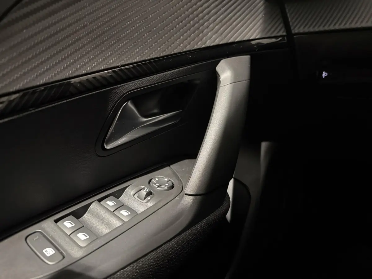 1.2 100 Style | Climate Control | Camera | Navi | Apple Carplay/Android Auto