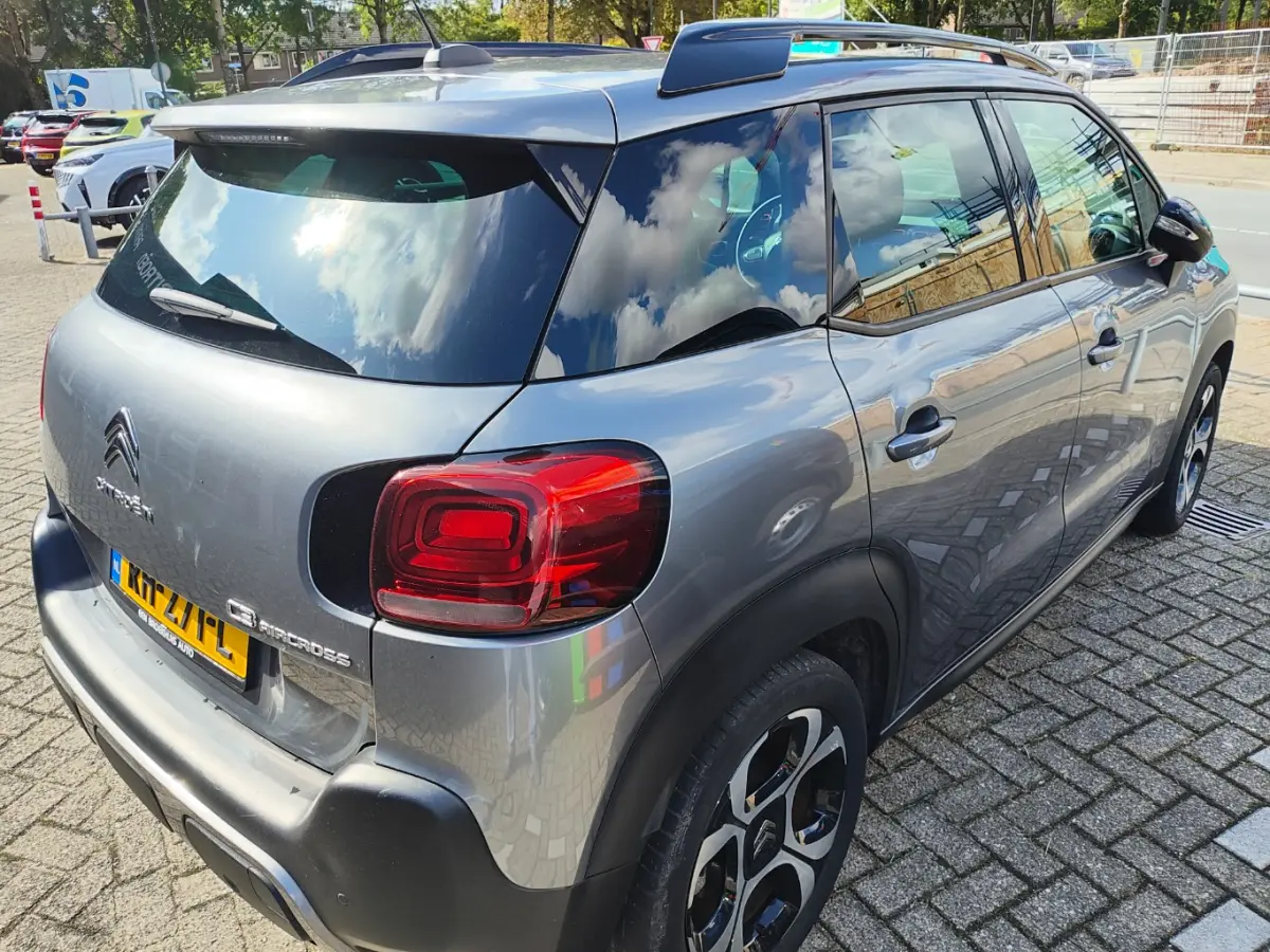 1.2 PureTech S&S Shine | Achterbank in delen neerklapbaar | Airco (automatisch) | Apple Carplay/Android Auto|telefoonintegratie premium